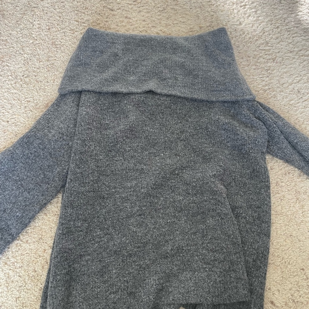 H&M Gray Knit off the shoulder  Sweater